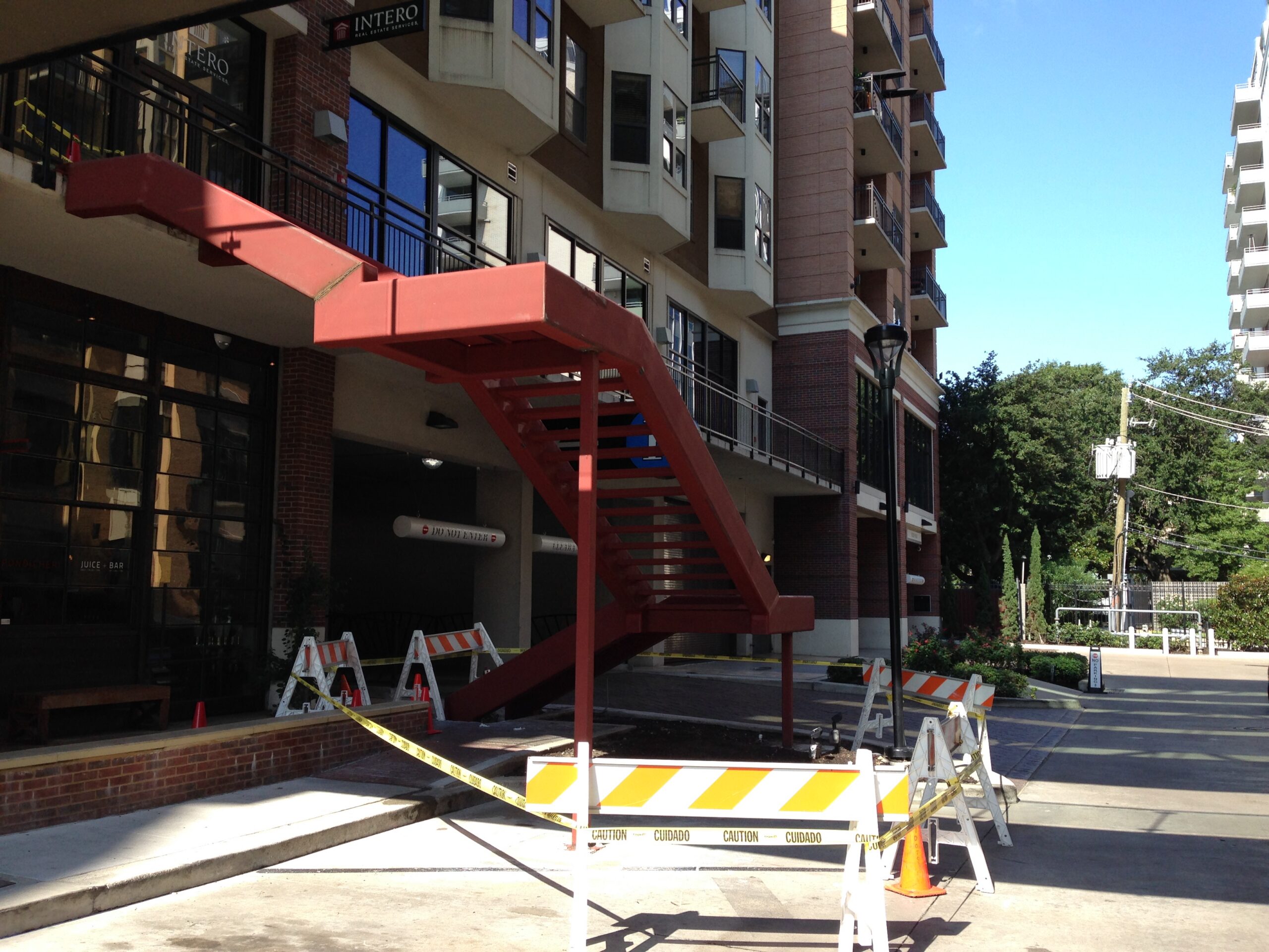 West Ave – Exterior Staircase
